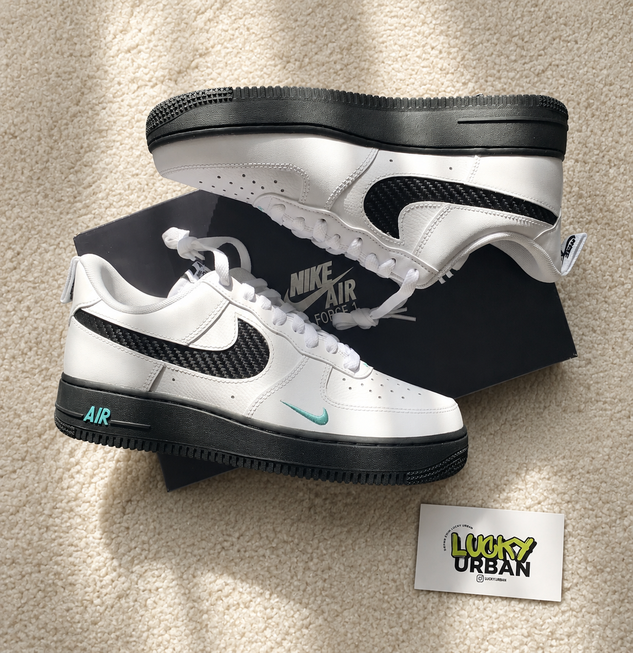 NIKE AIR FORCE 1 LOW BRANCO / PRETO / AZUL