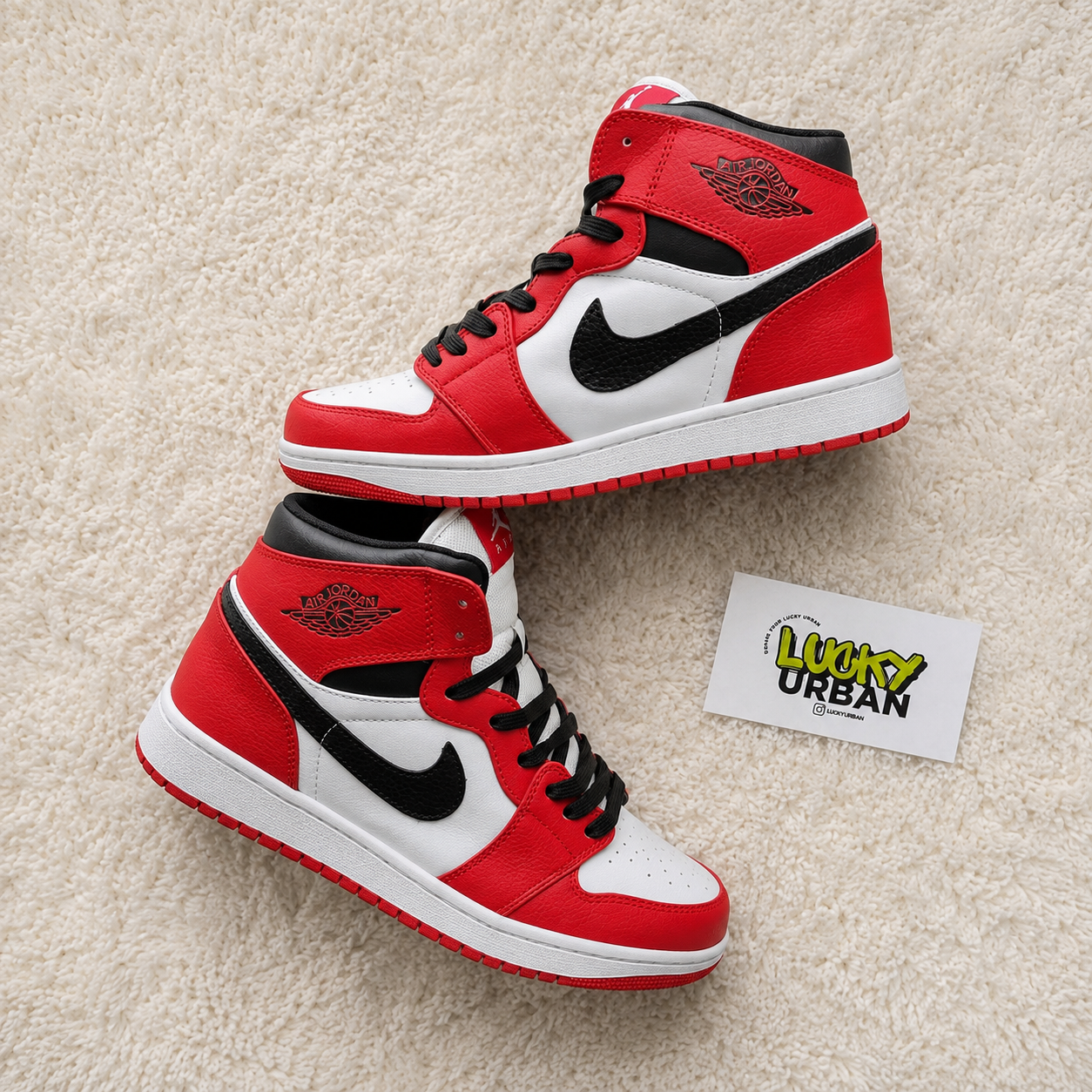 NIKE AIR JORDAN 1 BRANCO / VERMELHO / PRETO