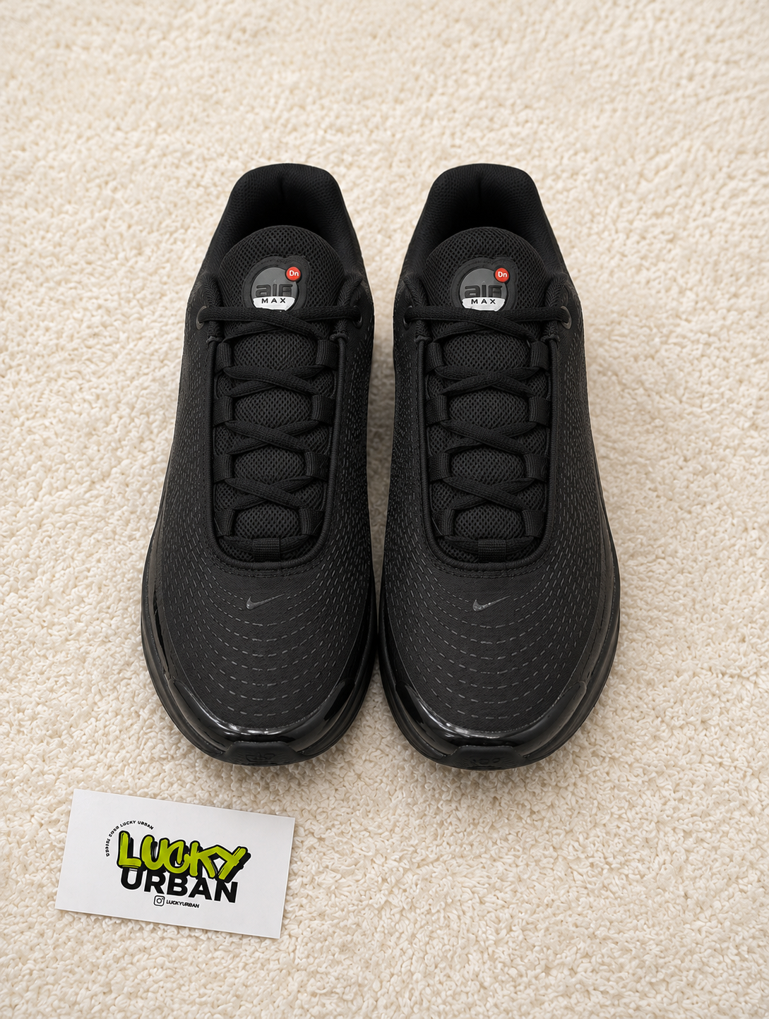 NIKE AIR MAX DN PRETO
