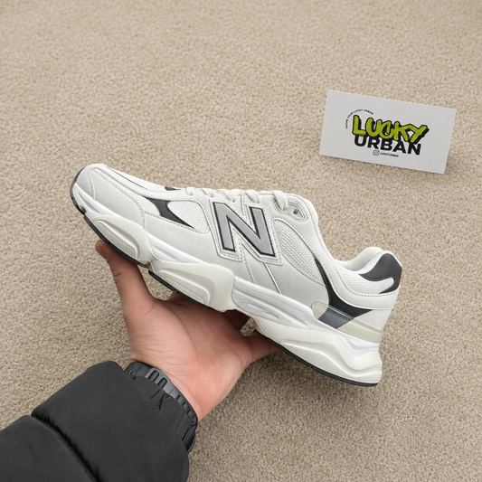 NEW BALANCE 9060 BRANCO / PRETO