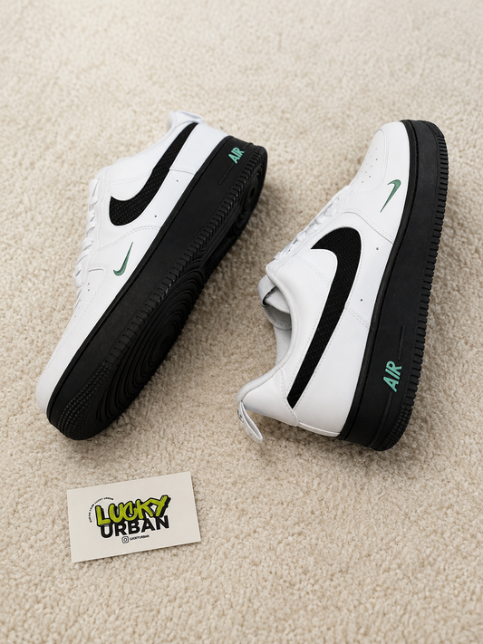 NIKE AIR FORCE 1 LOW BRANCO / PRETO / AZUL