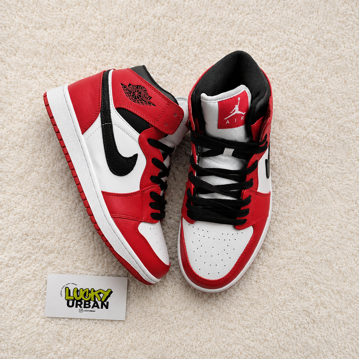 NIKE AIR JORDAN 1 BRANCO / VERMELHO / PRETO