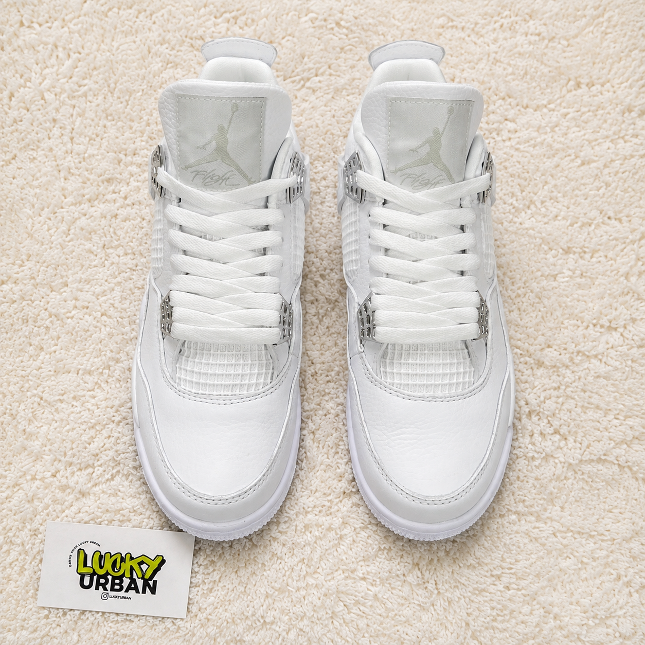NIKE AIR JORDAN 4 RETRO BRANCO