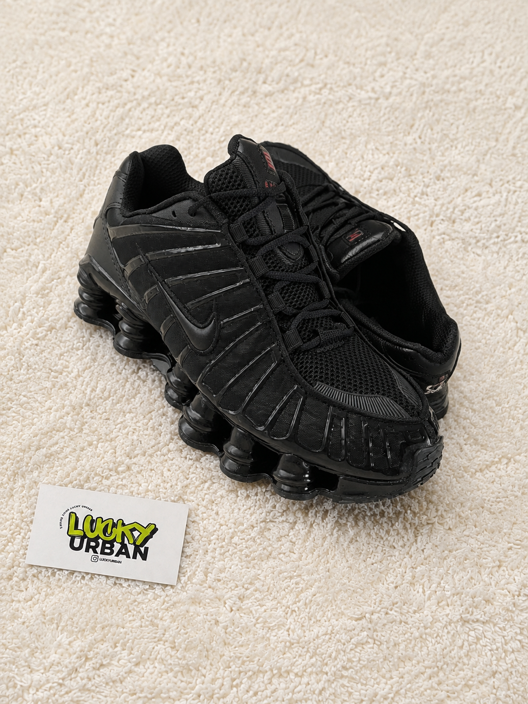 NIKE SHOX PRETO