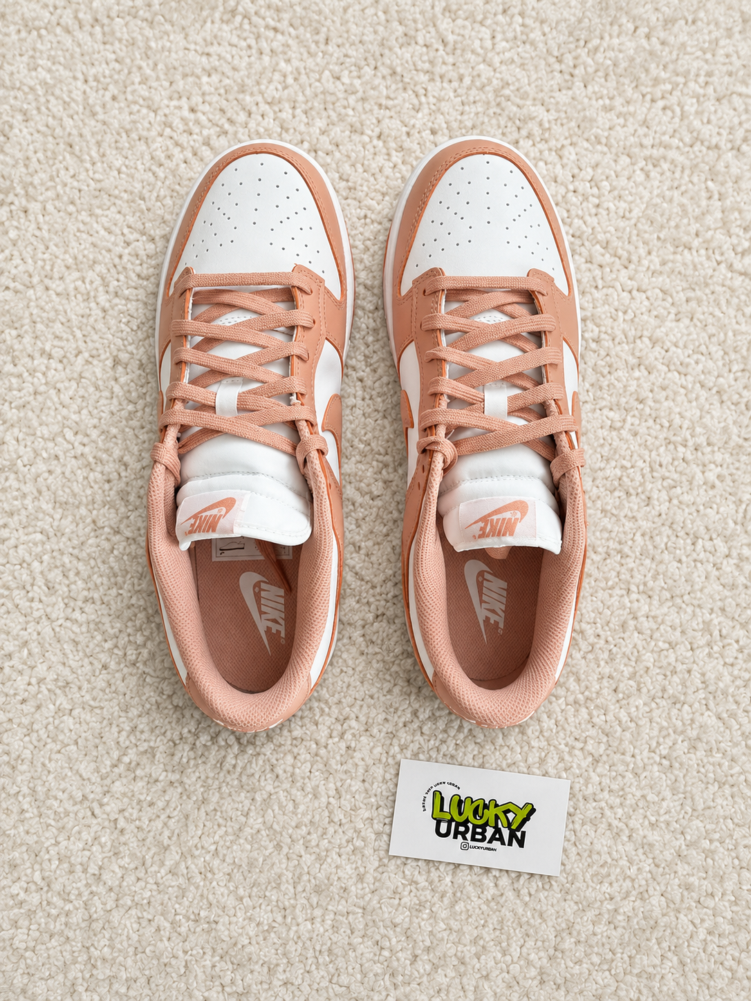 NIKE DUNK BRANCO / ROSA